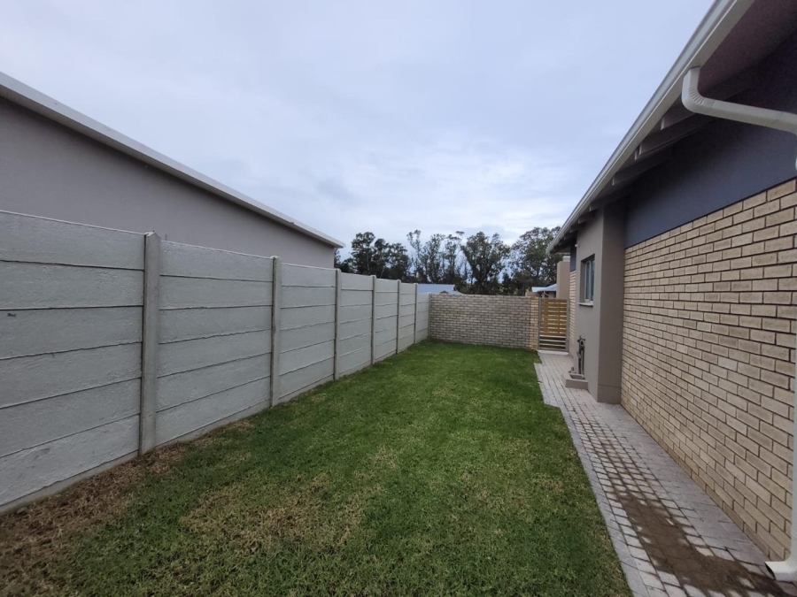 3 Bedroom Property for Sale in Mooikloof Country Estate Western Cape